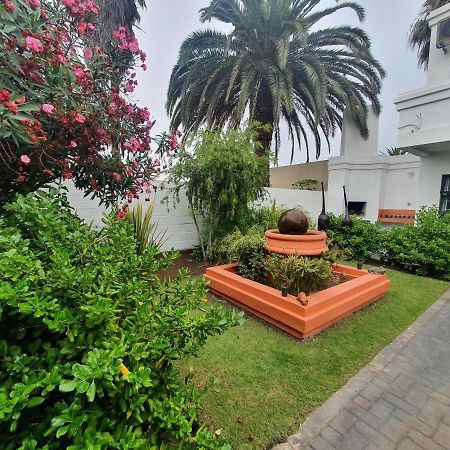 Langholm Hotel Γουάλβις Μπέι Εξωτερικό φωτογραφία