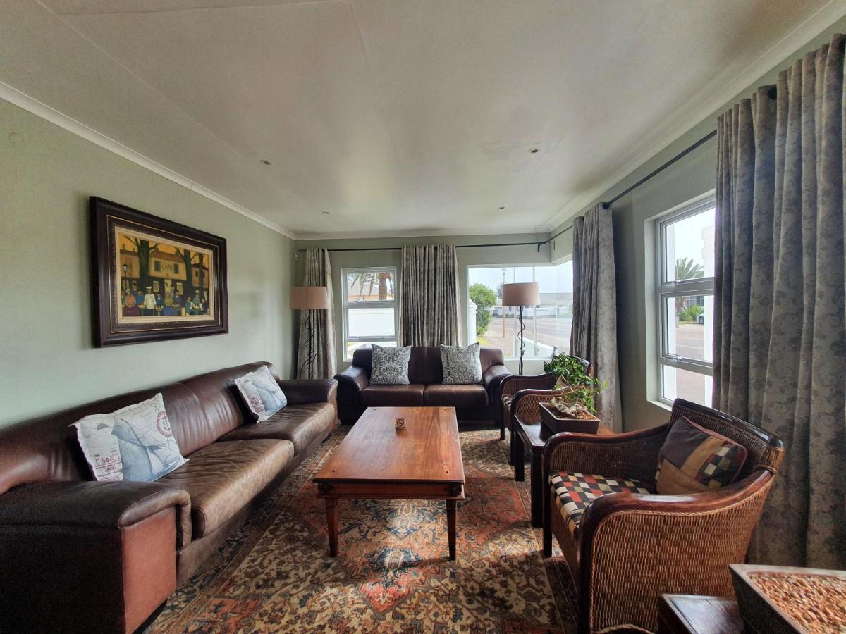 Langholm Hotel Γουάλβις Μπέι Εξωτερικό φωτογραφία