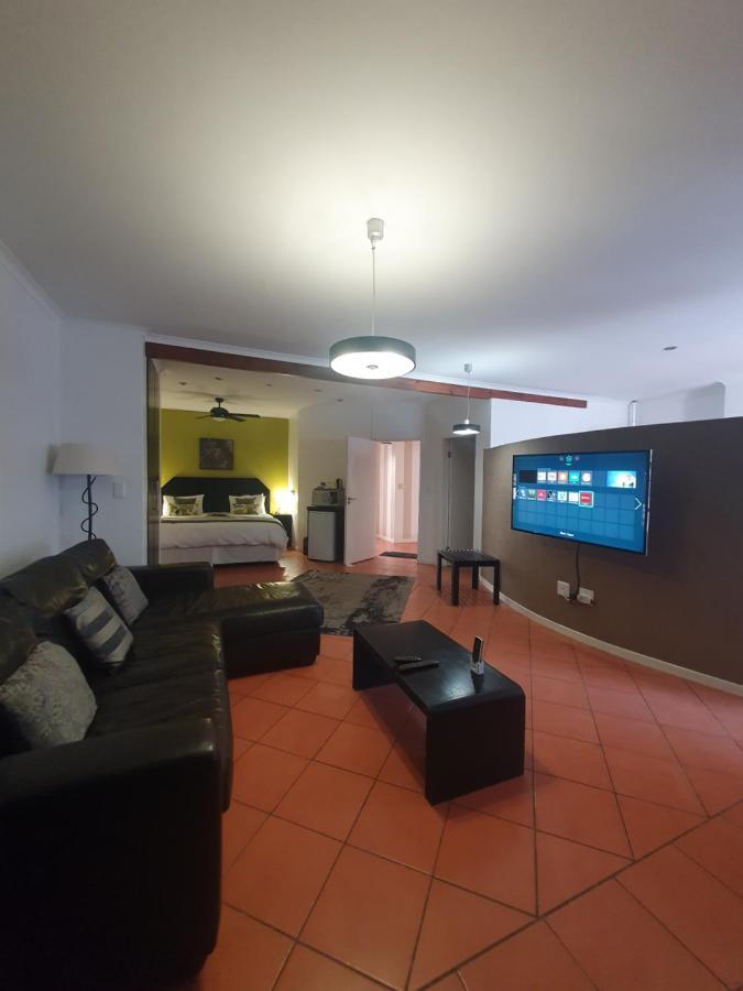 Langholm Hotel Γουάλβις Μπέι Εξωτερικό φωτογραφία